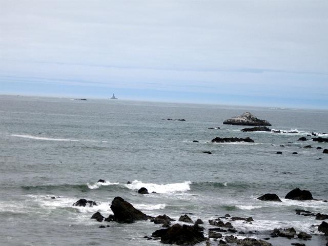 Bolan Mt & Redwoods-175.JPG - Point St. George Lighthouse